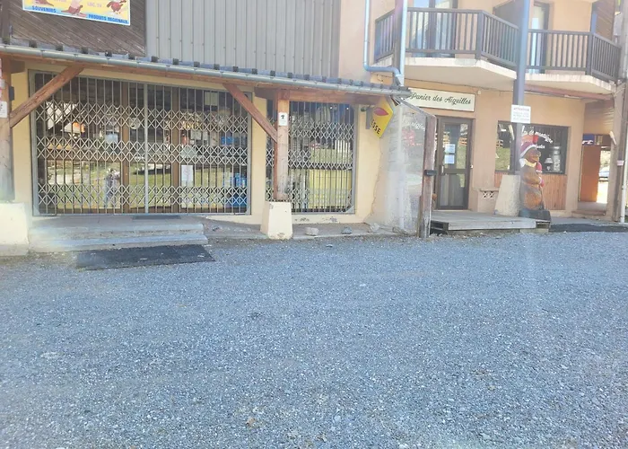 Appartement Reallon 5 Personnes En Rez De Jardin