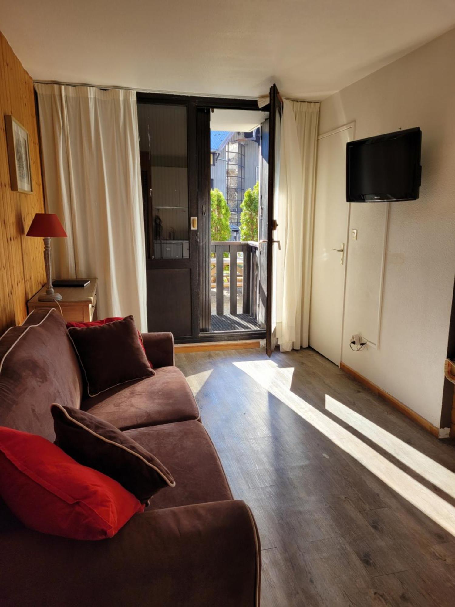 5 Personnes En Rez De Jardin Apartment